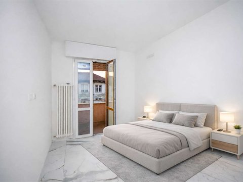 First photo of the property