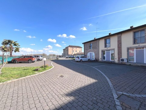 Prima foto dell'immobile