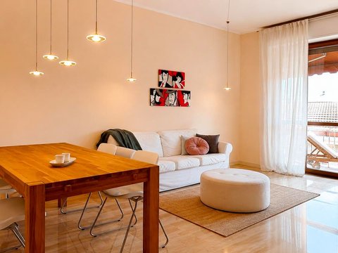 First photo of the property
