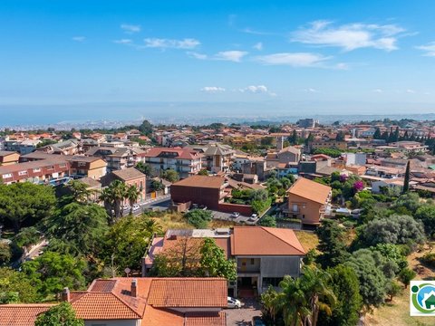 Prima foto dell'immobile