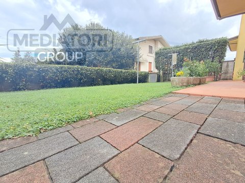 Prima foto dell'immobile
