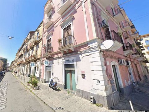Перша фотографія об’єкта нерухомості