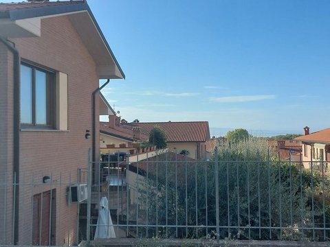 Prima foto dell'immobile