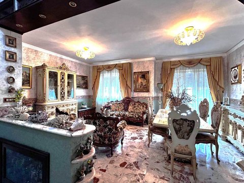 Перша фотографія об’єкта нерухомості