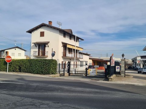 Prima foto dell'immobile