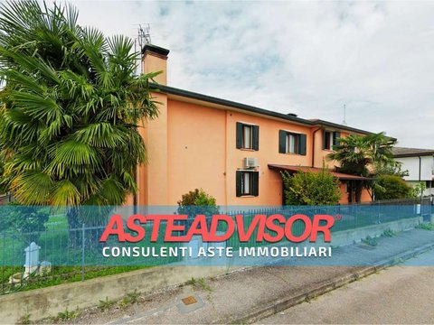 Prima foto dell'immobile