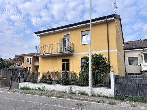 Prima foto dell'immobile