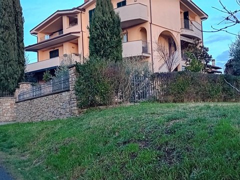 Prima foto dell'immobile