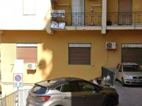 First photo of the property