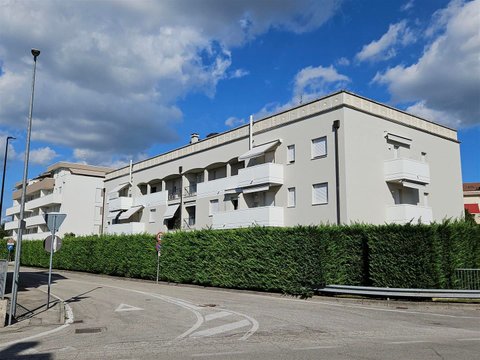 Prima foto dell'immobile
