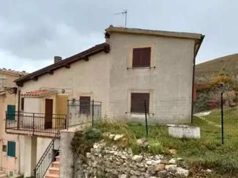 Prima foto dell'immobile