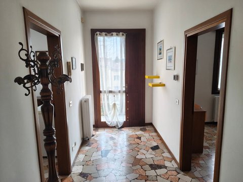 Prima foto dell'immobile