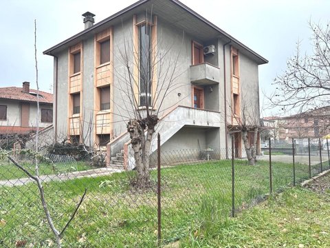 Prima foto dell'immobile