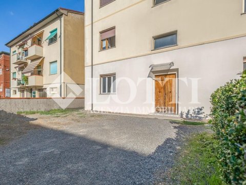 Trilocale in Via Yuri Gagarin, 57, Il Romito, Pontedera — listing photo 1