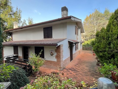 Case con giardino privato in vendita a Jenne, Roma — idealista, N.1 in ...