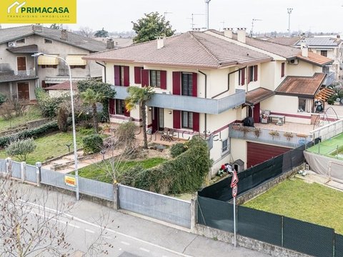 Prima foto dell'immobile