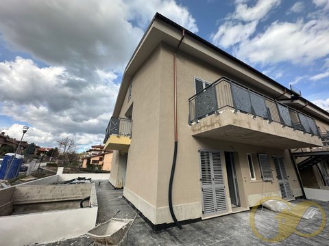 Prima foto dell'immobile
