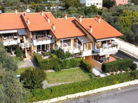 Prima foto dell'immobile