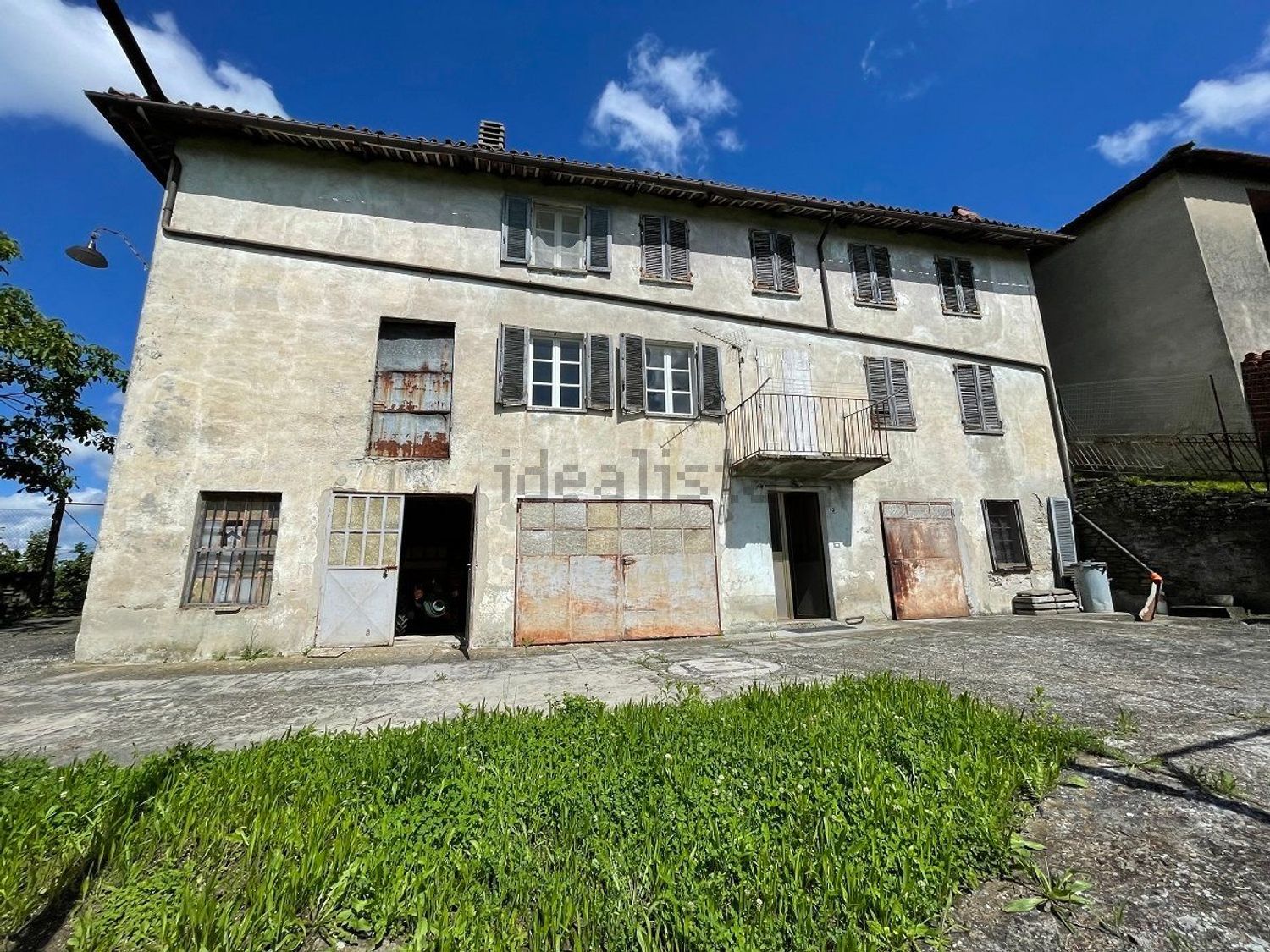 Cascina/Casale in vendita a Santo Stefano Belbo