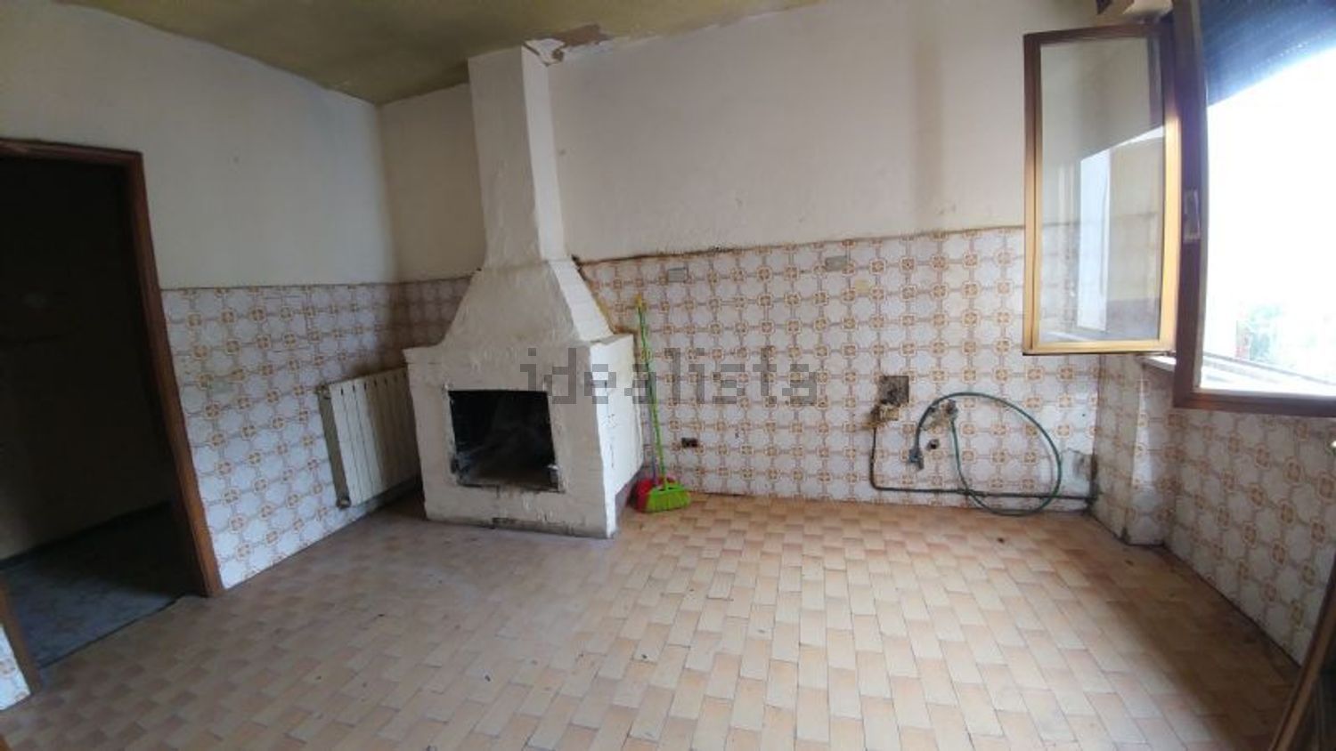 Casa Indipendente in vendita a Lucca