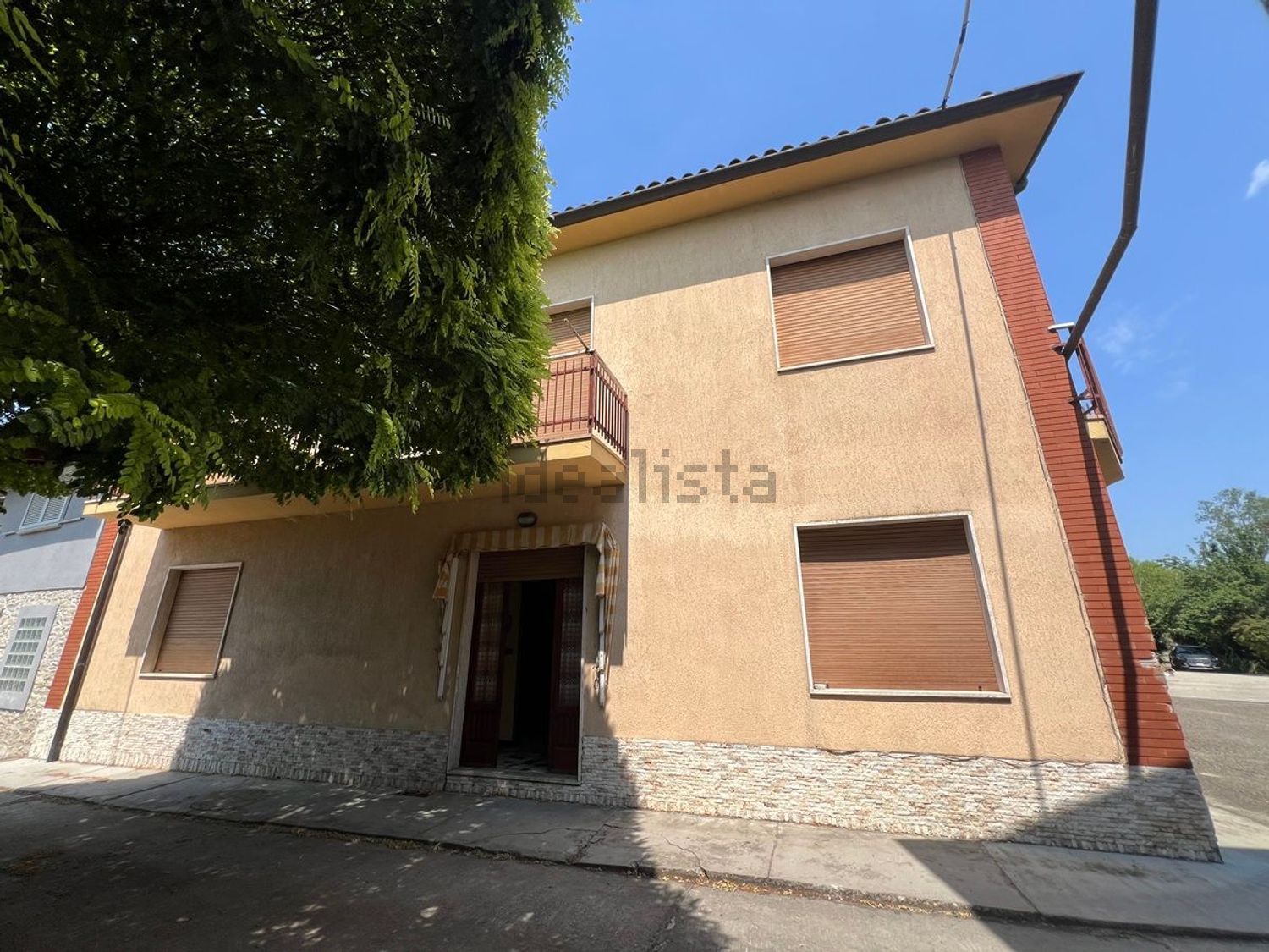 Cascina/Casale in vendita a Santo Stefano Belbo