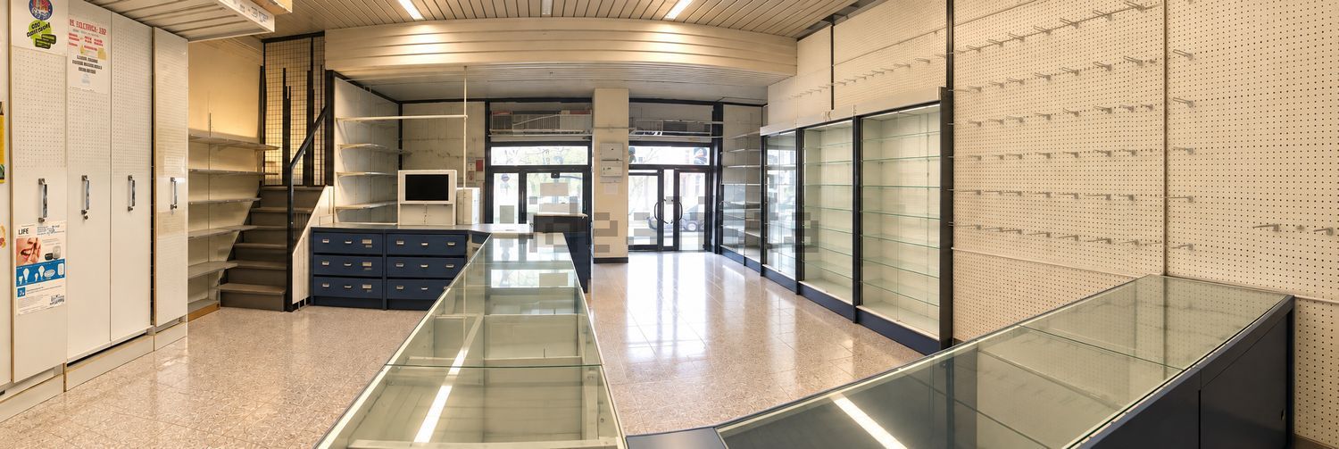 Locale Commerciale in vendita a Terracina