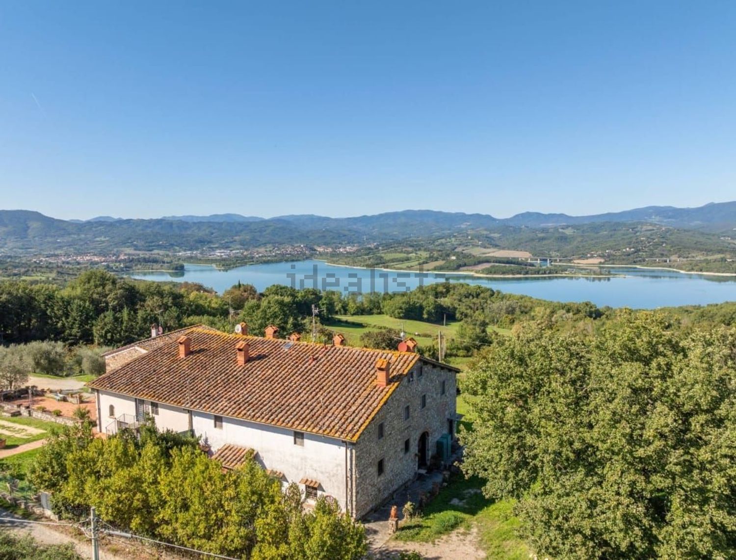 Casa Indipendente in vendita a Scarperia e San Piero