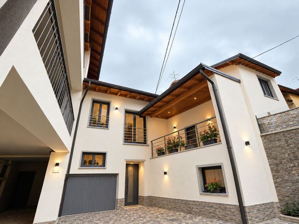 Casa di paese In Vendita