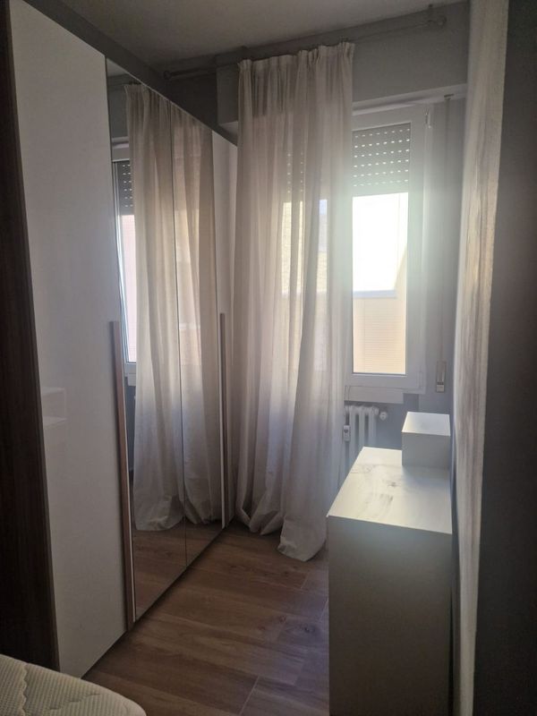 Stanza In Affitto