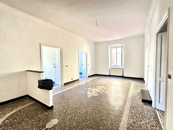 Appartamento In Vendita