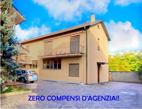 Casa/Villetta bifamiliare In Vendita