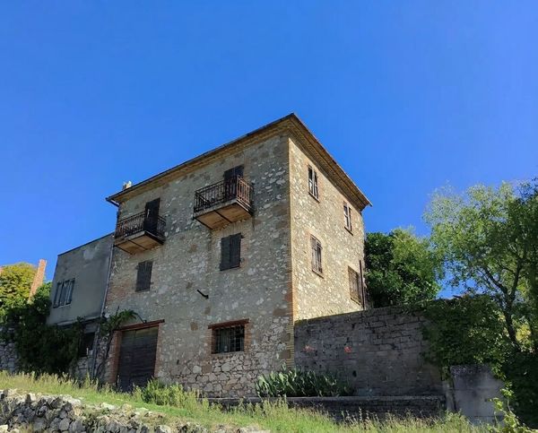 Casa/Casa indipendente In Vendita