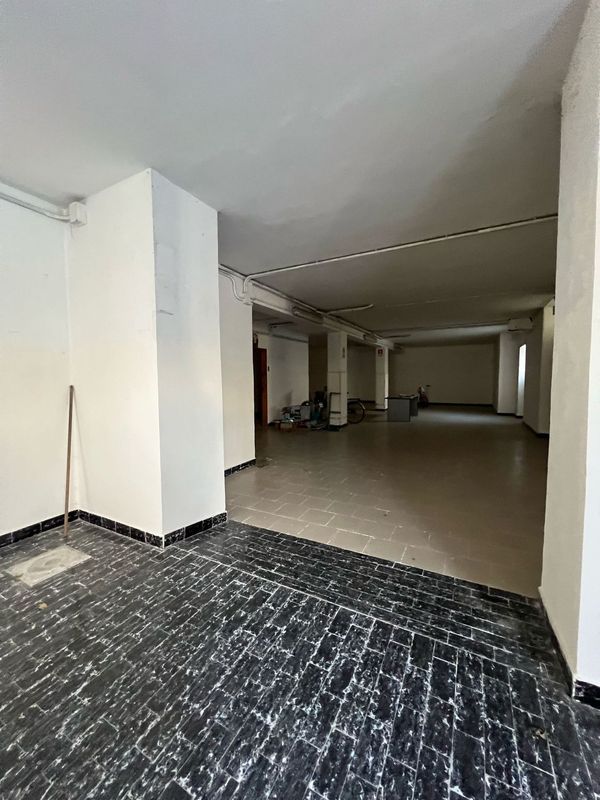 Locale In Affitto
