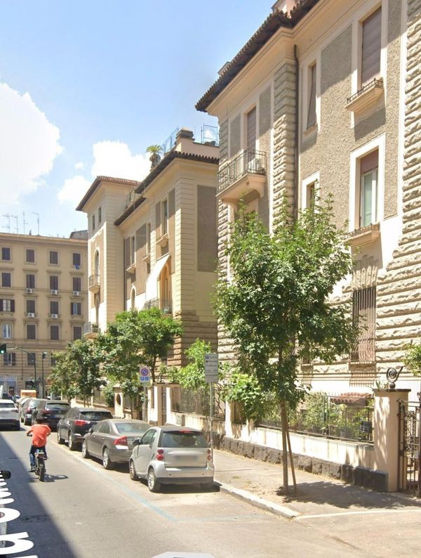 Appartamento In Vendita