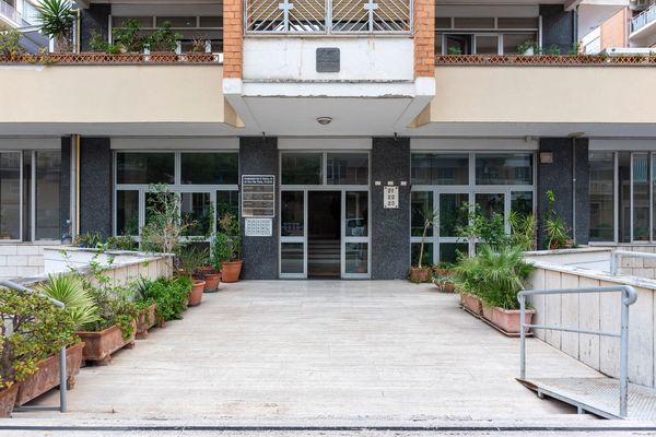 Appartamento In Vendita