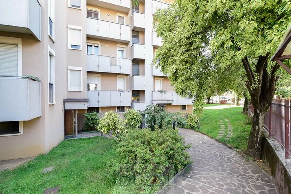 Appartamento In Vendita
