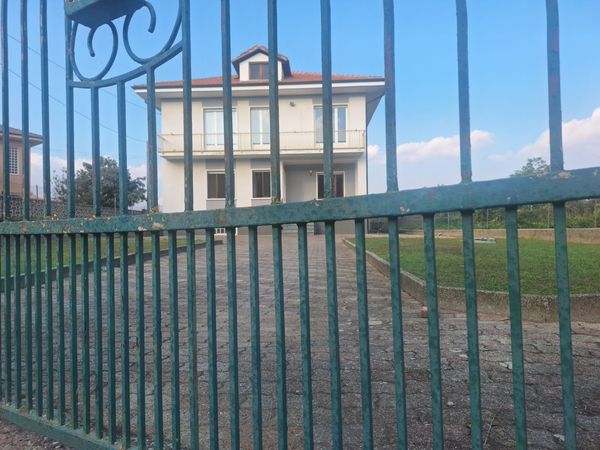 Appartamento In Vendita