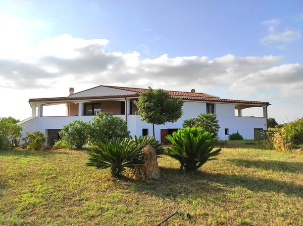 Casa/Villa In Vendita