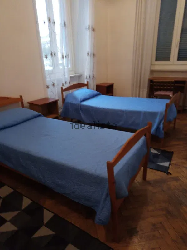 3 stanze doppie in Centro, foto 4 di 11