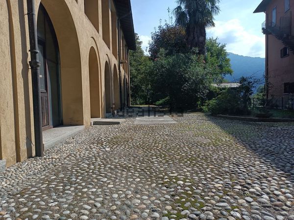 7-bedroom freehold villa in Como — photo 5 of 5