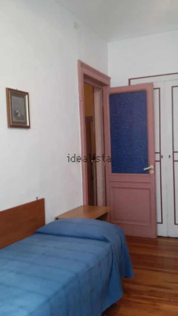 Posto letto in doppia in Vanchiglia, foto 4 di 9