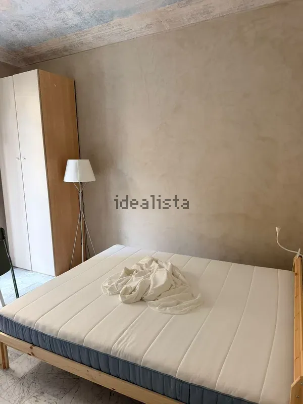 Stanza singola in Crocetta, foto 4 di 6