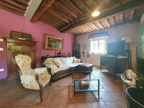 2-bedroom freehold villa in Lucca — photo 4 of 5