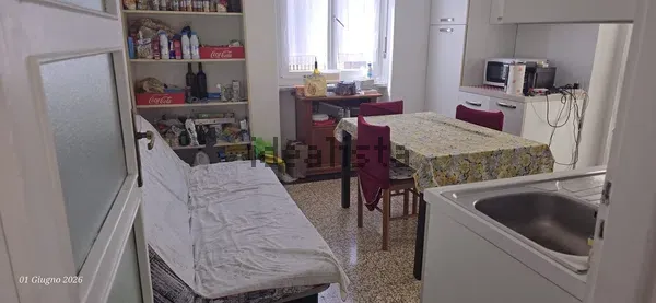 2 stanze singole in Borgo Vittoria, foto 4 di 5