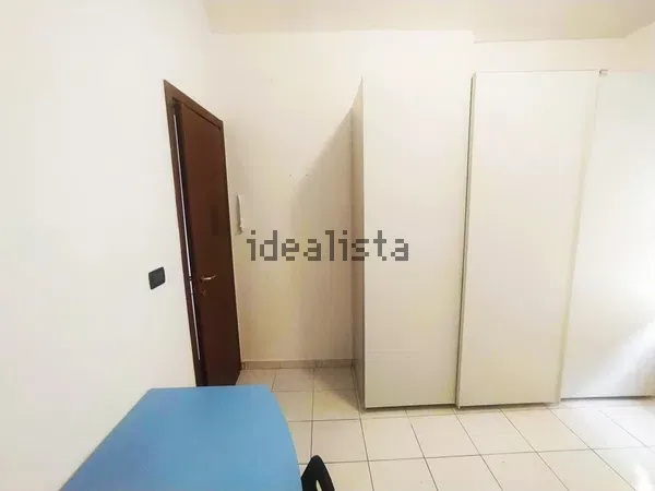 Stanza singola in San Donato, foto 2 di 11