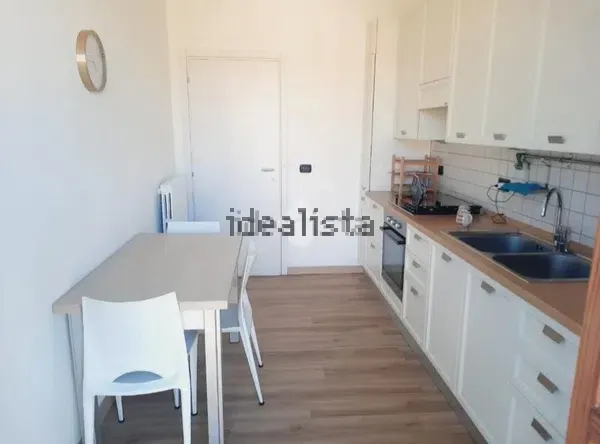 Stanza singola in Nizza Millefonti, foto 2 di 12