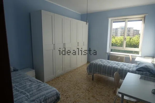 Posto letto in doppia in Vanchiglietta, foto 2 di 15