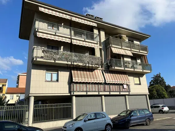 Appartamento in Madonna di Campagna, foto 2 di 29