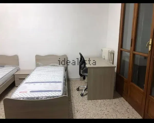 Posto letto in doppia in Nizza Millefonti, foto 7 di 16