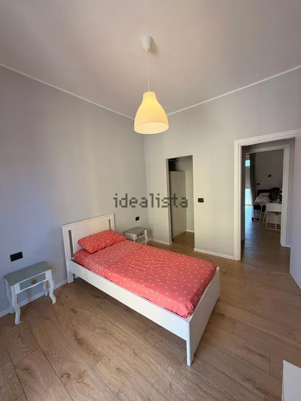 Stanza singola in Nizza Millefonti, foto 2 di 14